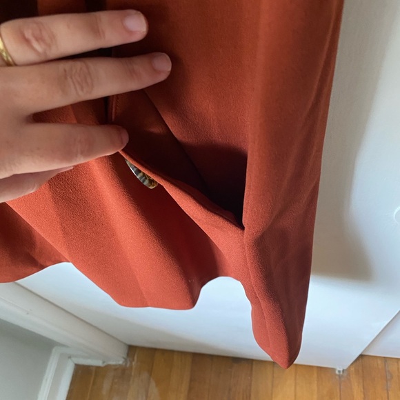 NWT Emma & Michele Crew Neck 3/4 Sleeve Pockets Button Detail Crepe Dress size m - Picture 3 of 4